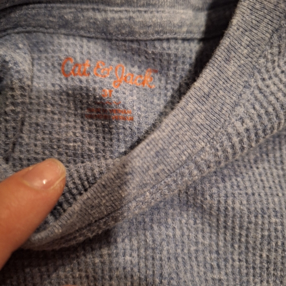 🐬Cat and Jack toddler thermal shirt🦋🐯🐠🍬🍿🍕 - Picture 2 of 2